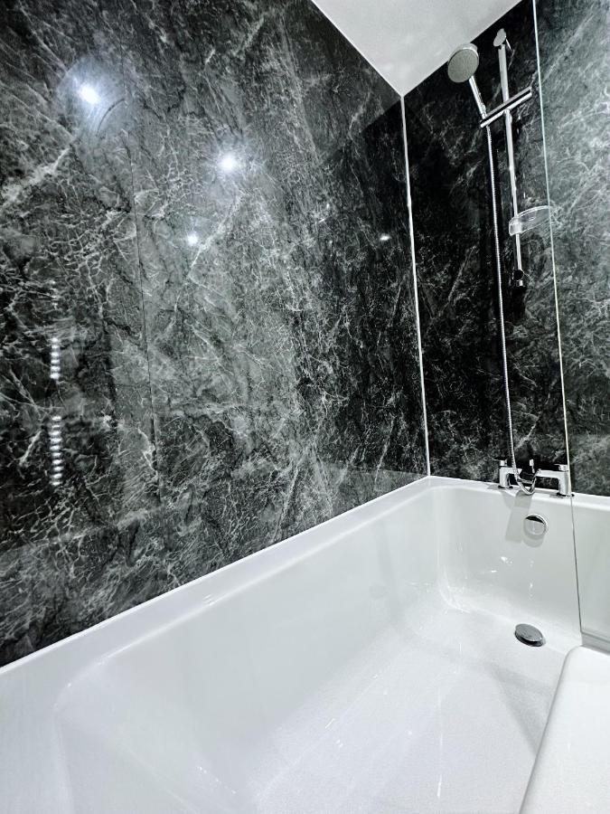 The Atlantis - Tower Apartments เกรทยาร์มัธ ภายนอก รูปภาพ